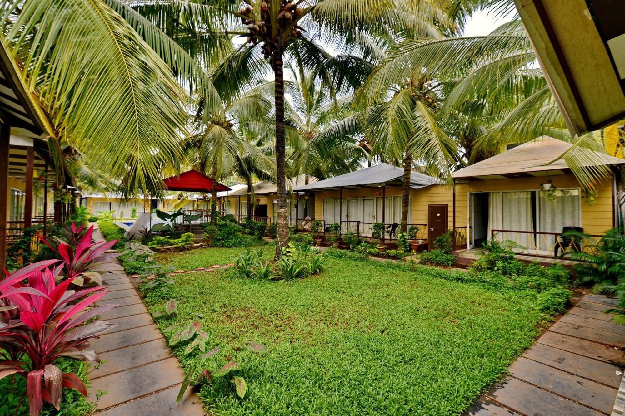 Collection O Retreat Morjim Resort Exteriör bild